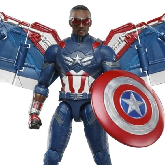 Pokémon Pikachu Action Figure with Electric - Charge LED and Poké BallMarvel Legends Deluxe Captain America (Brave New World)