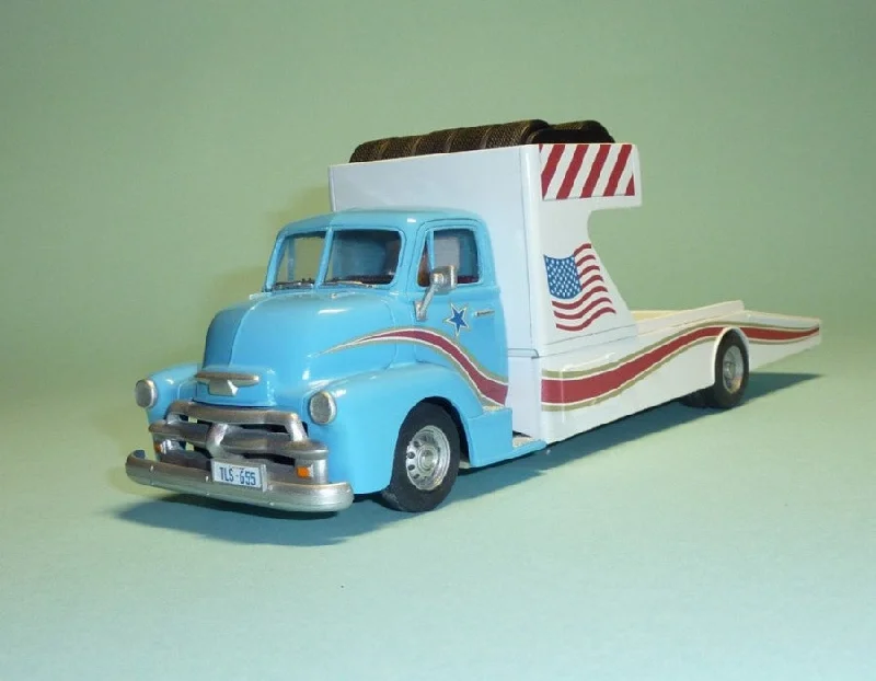 Hand - Assembled Solid Wood Spacecraft Models Toys for Space - Obsessed Teens1954 Chevrolet COE Lowloader with Tyre Box (TRU-404)