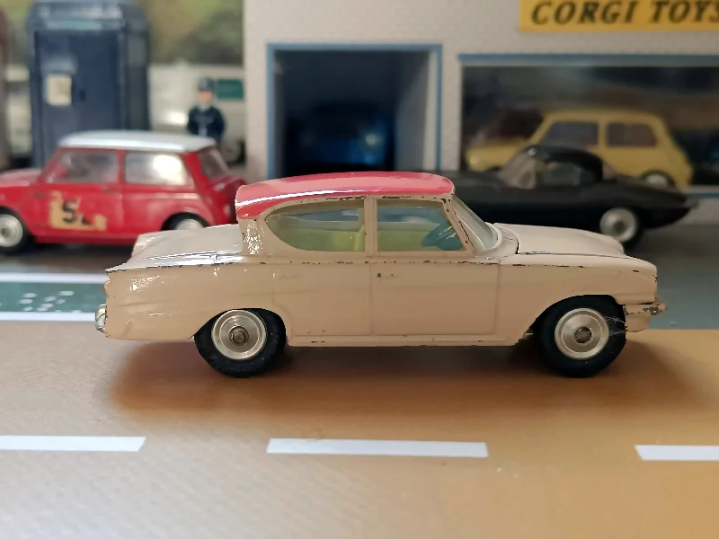 RC Monster Truck with Large - Scale Tires and a High - Torque Motor for Extreme Maneuvers234 Ford Consul Classic 315 *late edition*