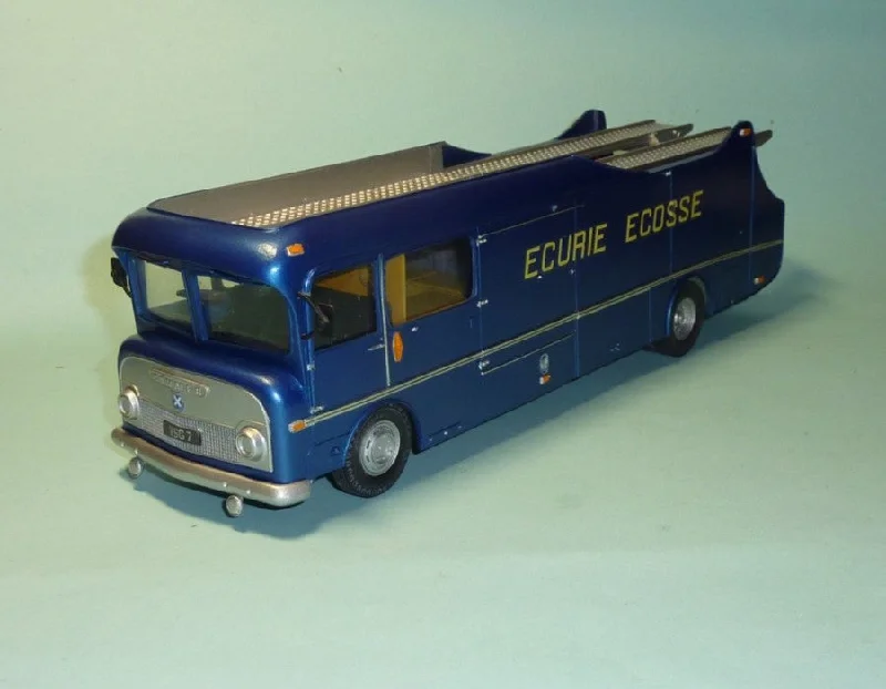 Solid Wood Victorian Mansion Models Toys for Dollhouse CollectorsEcurie Ecosse Transporter, 1959 (TRU-901)