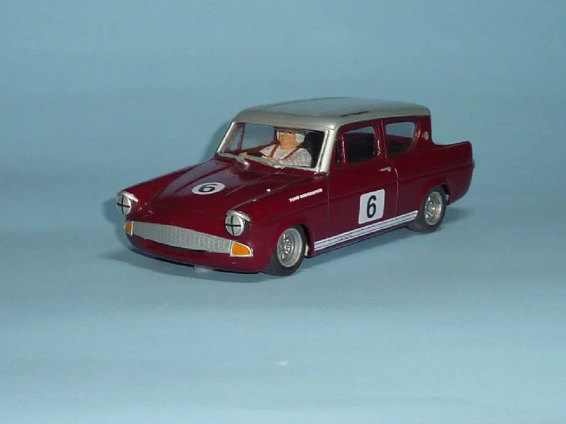 Eco - Friendly Solid Wood Robot Models Toys for STEM - Inspired KidsFord Broadspeed Anglia, 1.24 (24TH-201)