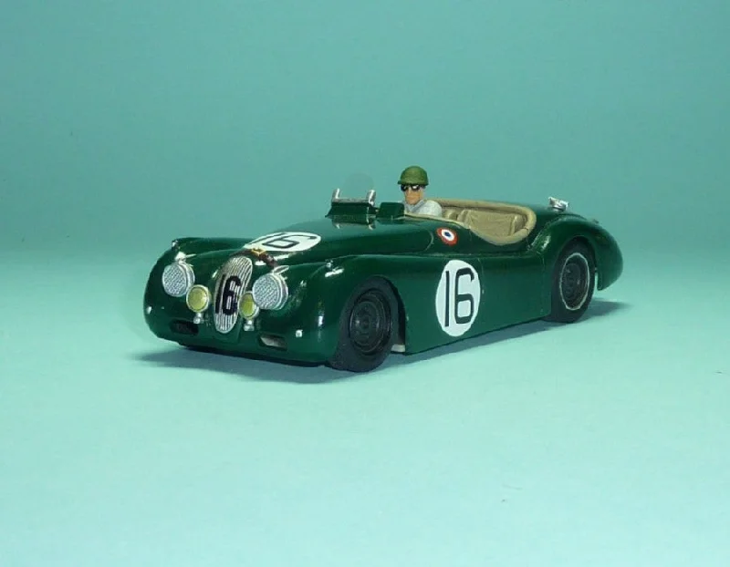 Precision - Cut Solid Wood Train Models Toys for Railway FansJaguar XK120 1950 Le Mans, No. 16 (GT-266)